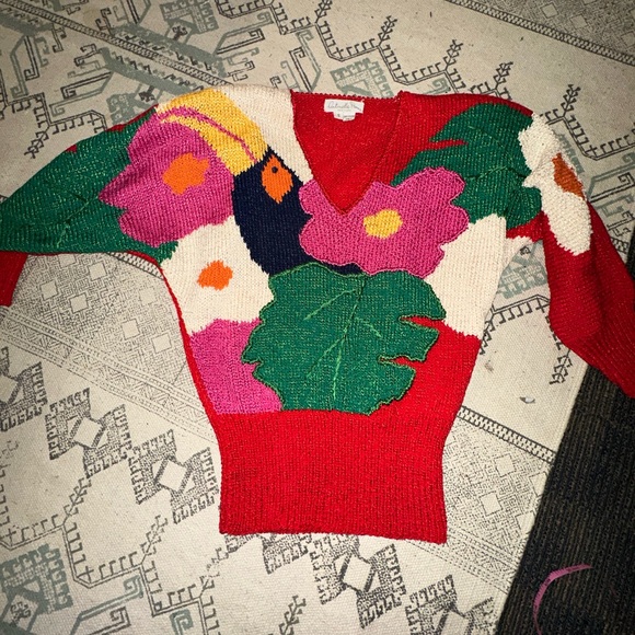 Vintage red floral sweater - Picture 3 of 6